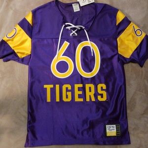 🔥🔥 Price is firm on this beautiful  top🔥